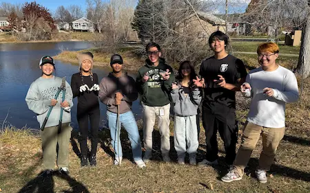 Jasmine, Su, Anuj, Kyle, Lilianna, Daniel, and Ren after a morning of volunteering